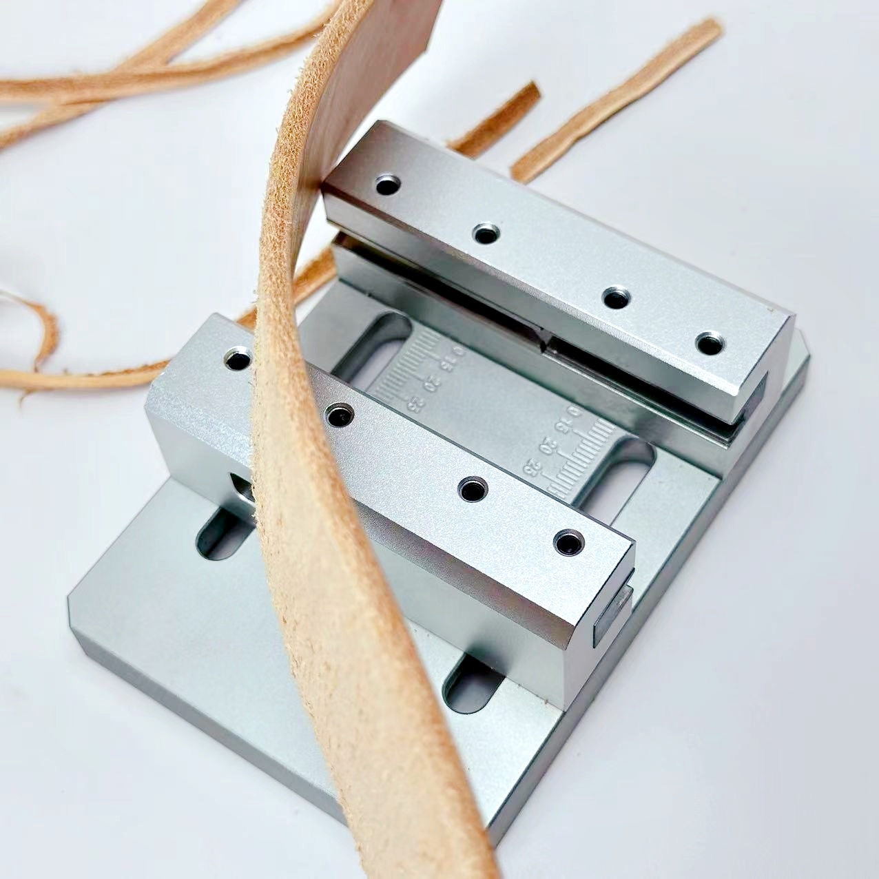 เครื่องตัดขอบสายพาน เครื่องลบค - Leatherwork Machine บทวิจารณ์และราคา